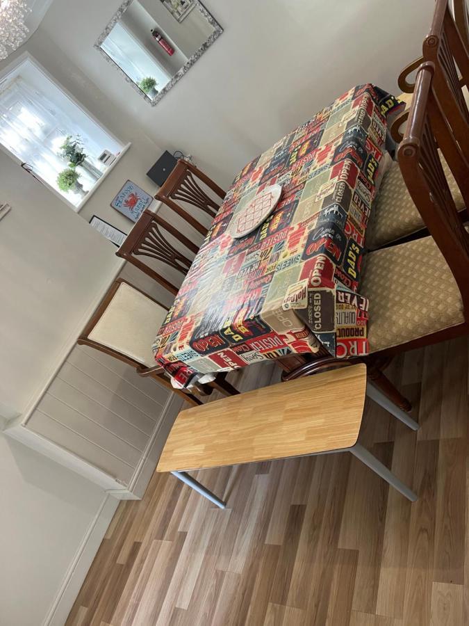 Relaxing Home - 7-10Min To Bournemouth Sandy Beach By Car - Private Garden, Parking And Spa 외부 사진